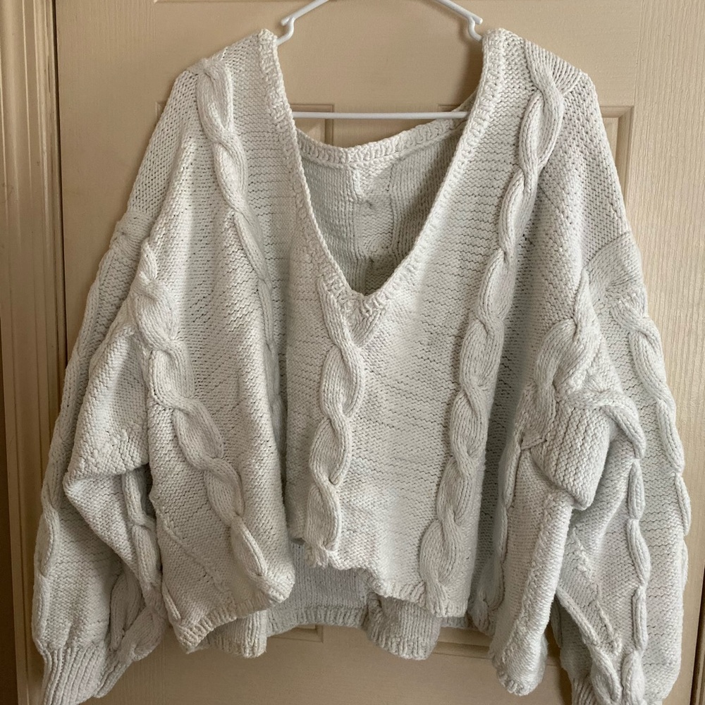 Plus Size Hand-Knit Cropped Oversized Sweater